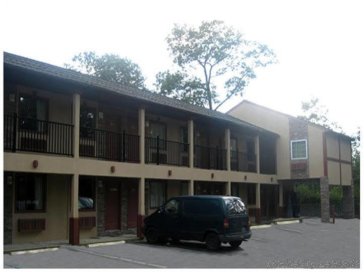 Red Carpet Inn Absecon Galloway Exterior photo